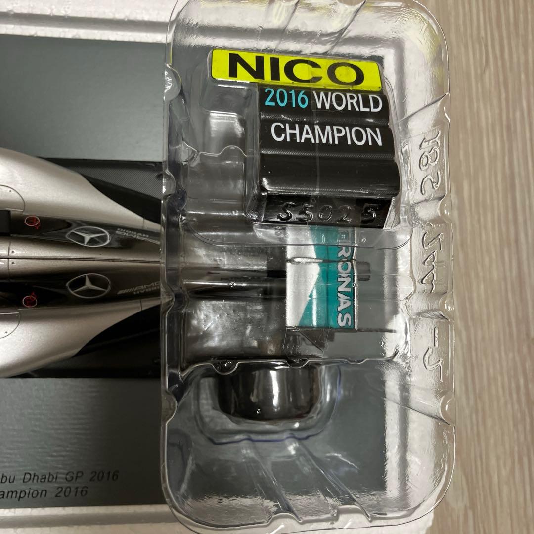 ミニカー Mercedes F1 W07 Hybrid 2016AbuDhabi 1/18