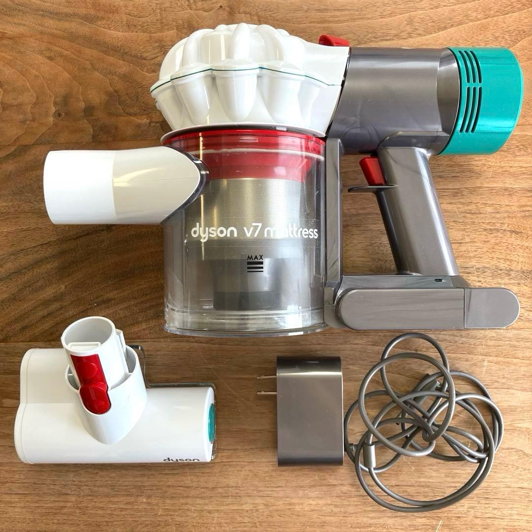 Dyson V7 mattress コードレスクリーナー バッテリー交換済