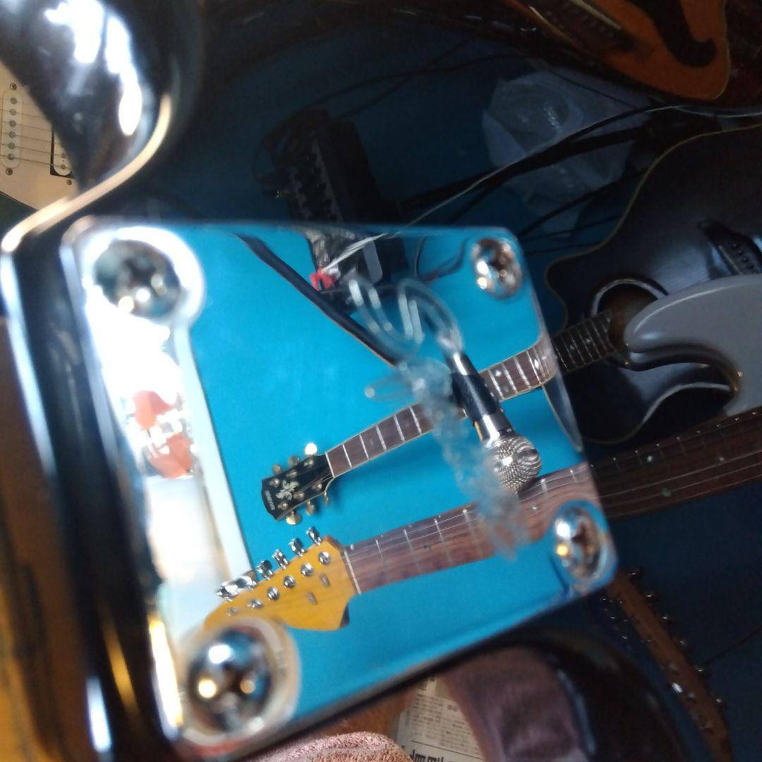 フェンダー、スクワイヤ！ ストラトタイプ…