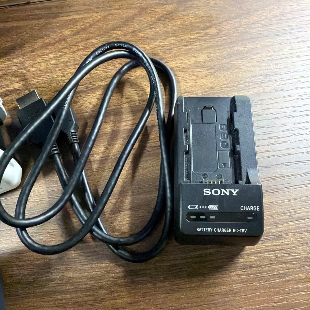 【動作確認済匿名発送】SONY HDR-PJ675バッテリー3個プロジェクター付