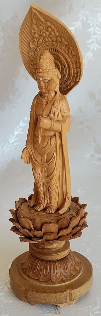 聖観音菩薩立像 観世音菩薩 2寸 厨子入り ◆白檀 木彫 仏像