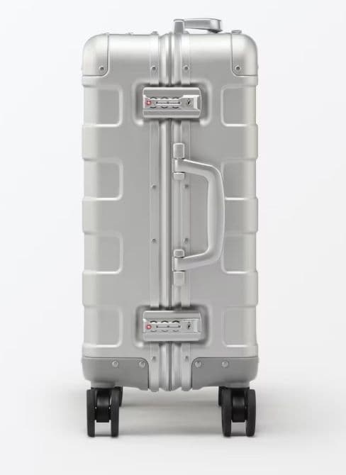 無印良品　アルミハードキャリーケース３４リットル