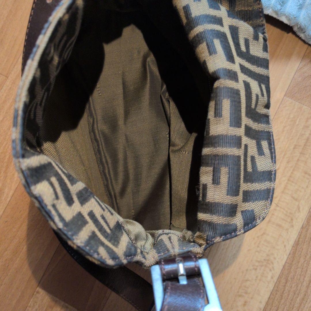 フェンディ　ハンドバッグ