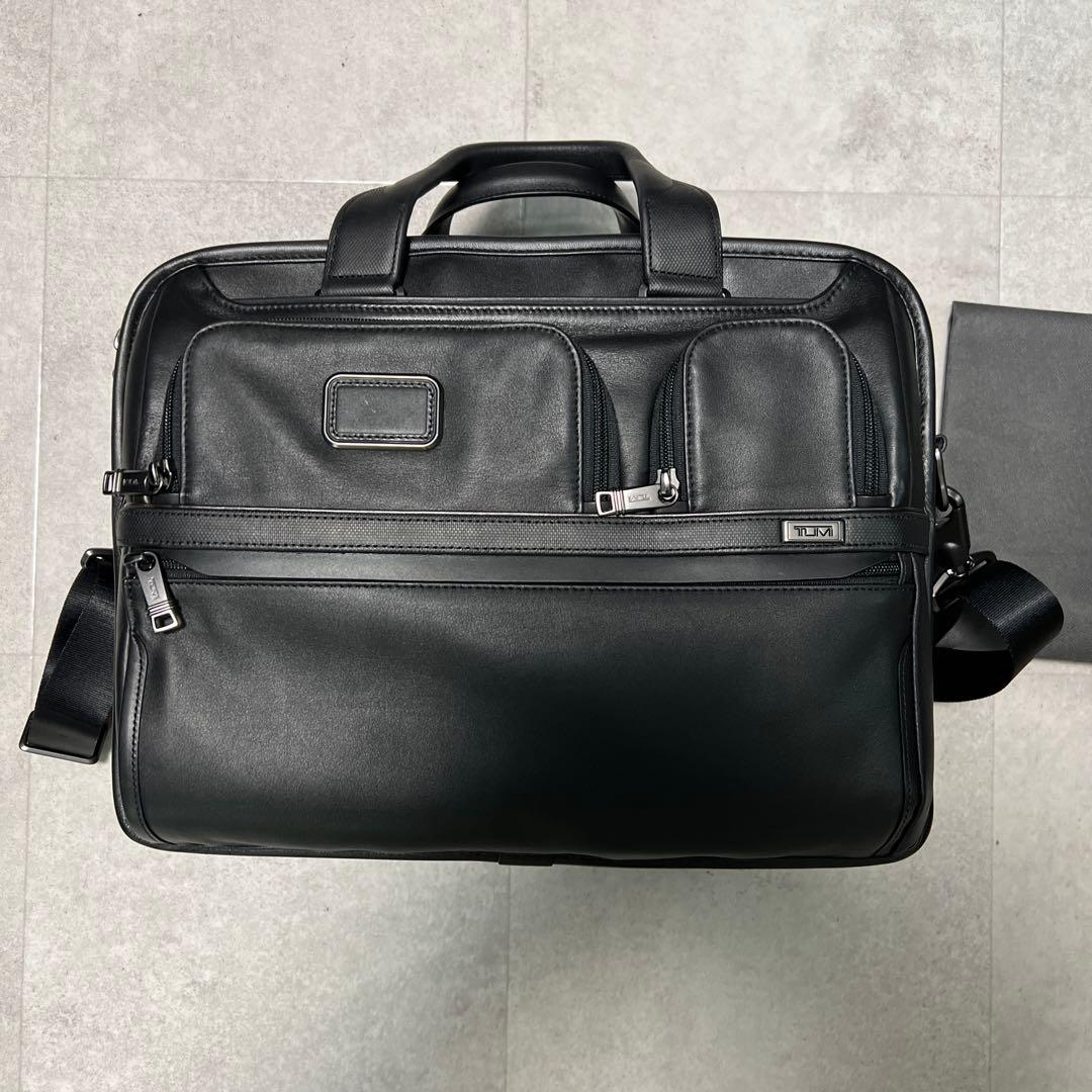 新品未使用　TUMI エクスパンダブル　ラップトップブリース　ALPHA