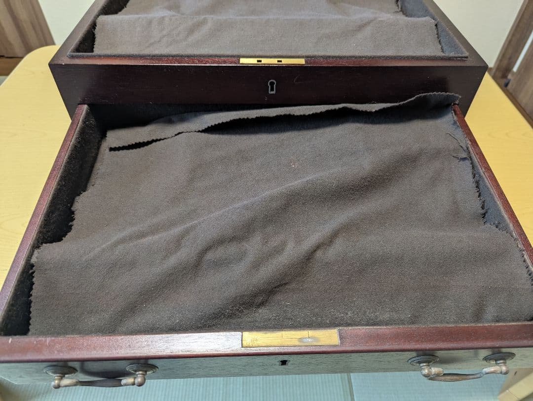 アンティーク カトラリーケース 木製 銀食器 三段 外国製 箪笥 鍵付き