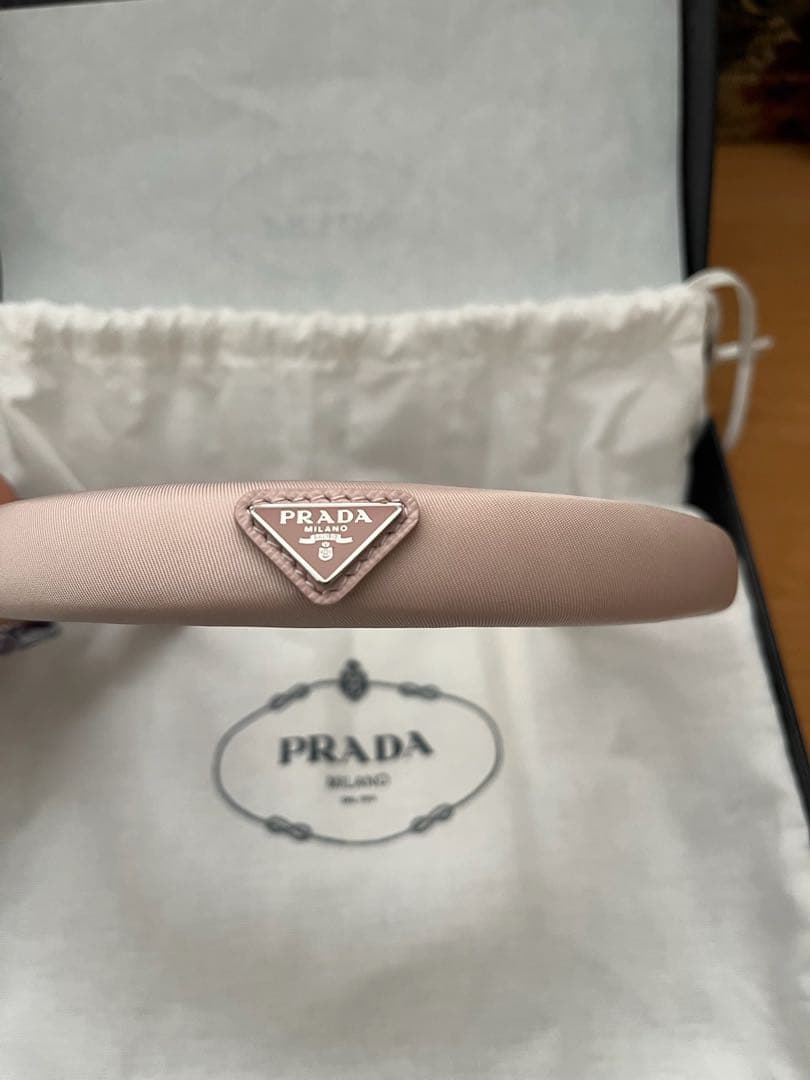 PRADA Re-Nylon ヘッドバンド ピンク　カチューシャ