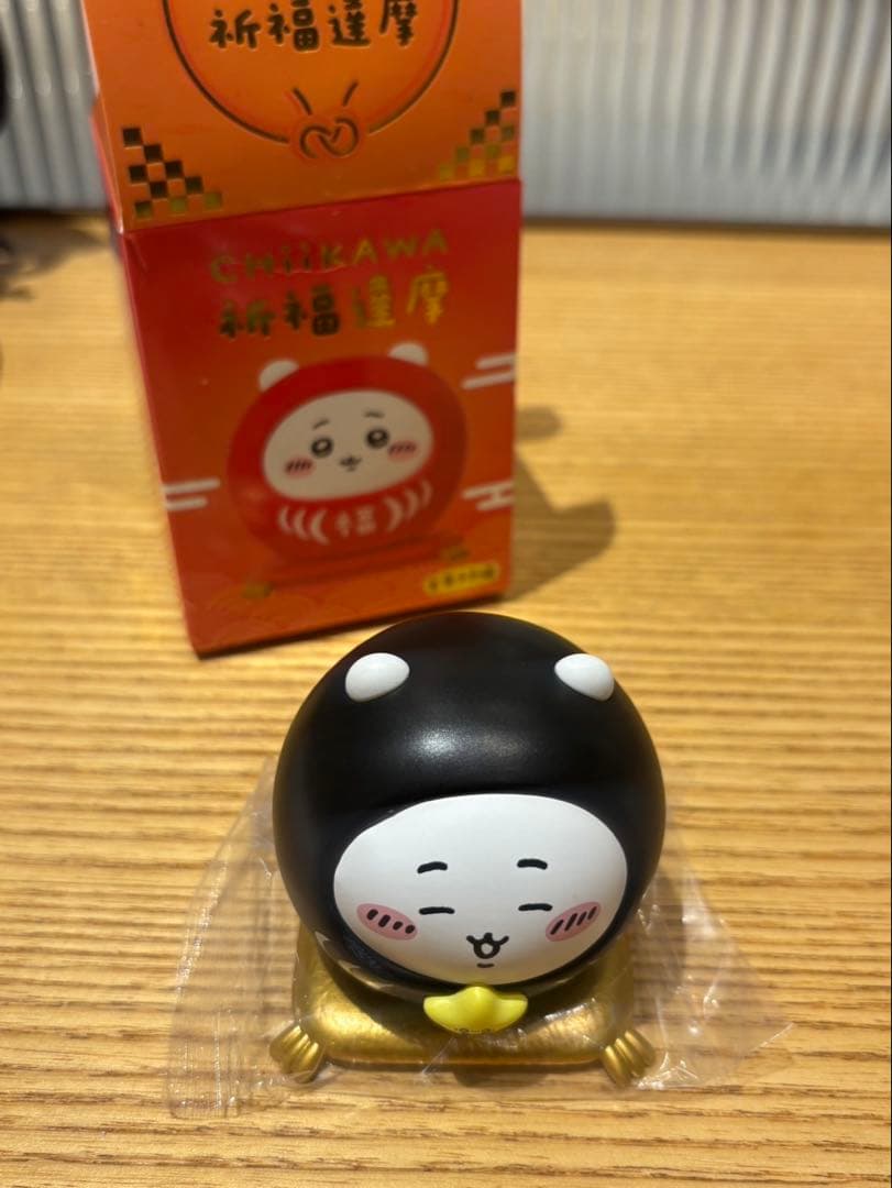 2026年台湾限定　7-11ちいかわだるまフィギュア シークレットレア