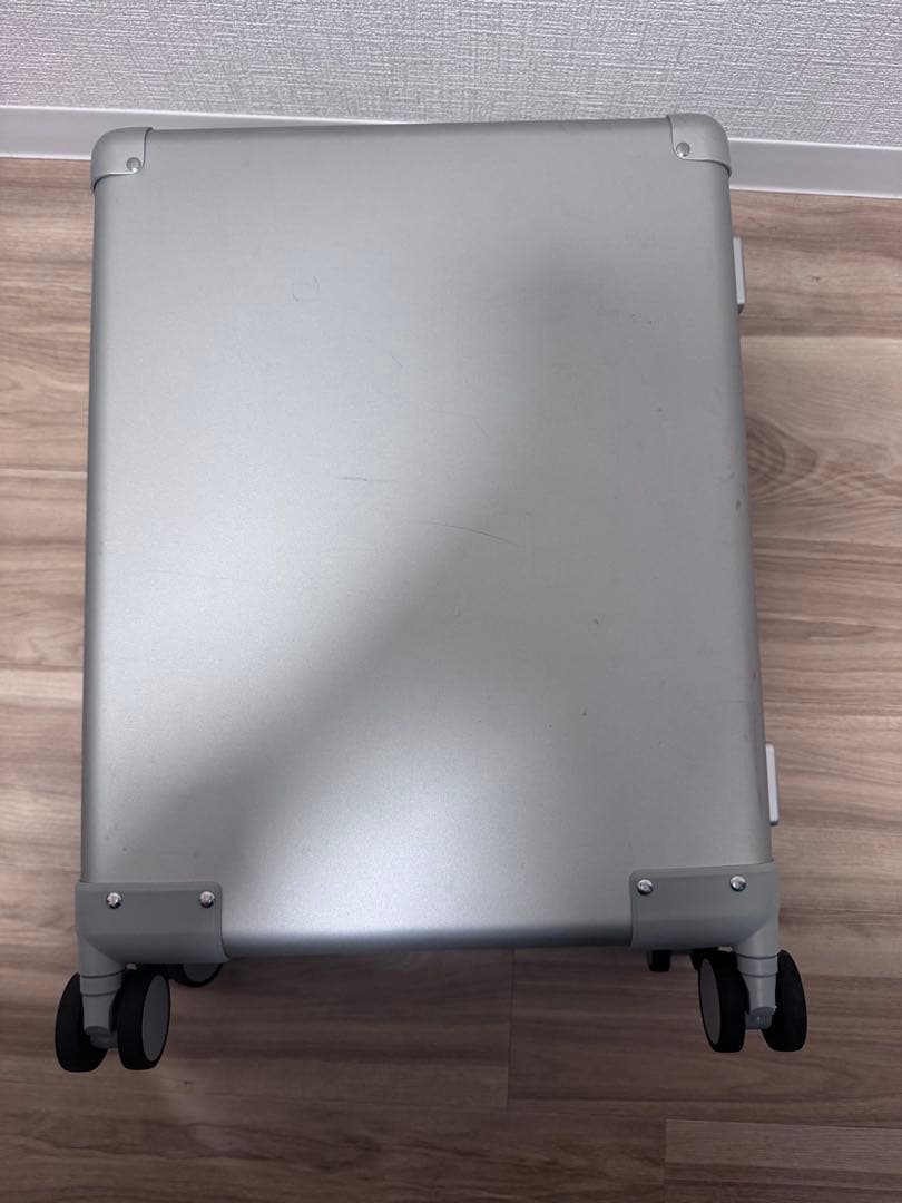 Z*E様 Magne スーツケース　ポーチ、トートセット