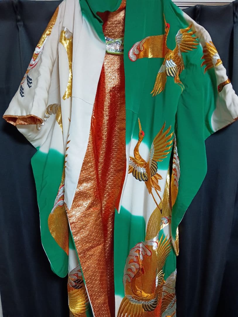 海外コレクター向きＪAＰAＮジャパン日本女性用特大雅金襴豪華刺繍鶴絵図柄和装着物