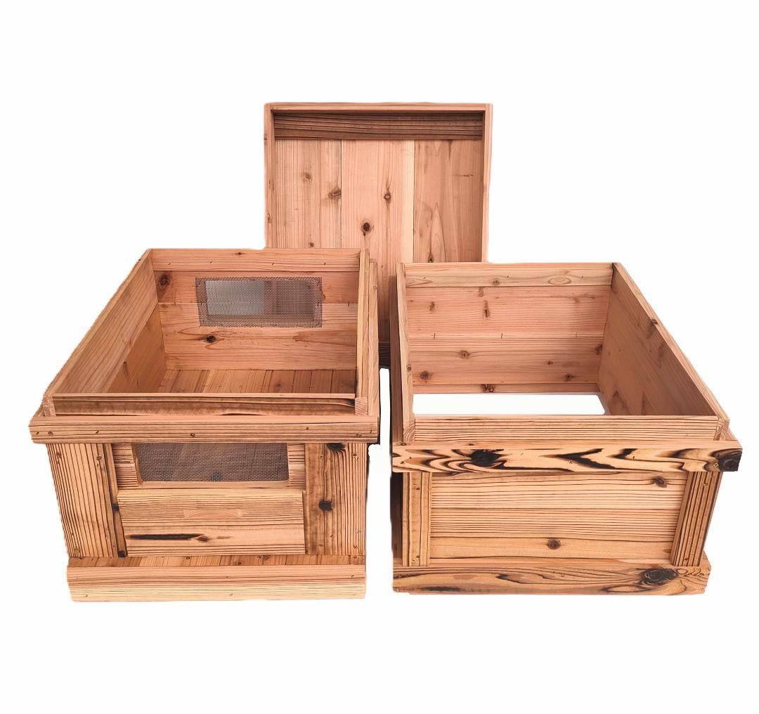 『みつばち巣箱＋巣箱用継箱のセット（巣枠無し）』焼杉 蓋上防水板張り（10枚箱）