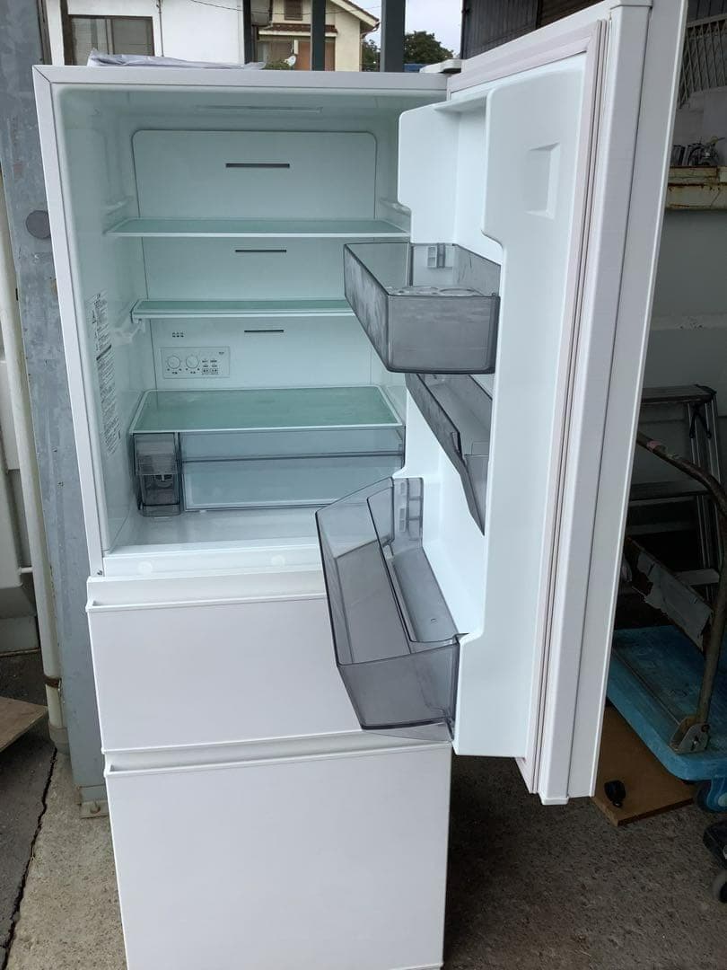 2021年製 東芝 3ドア冷蔵庫 GR-S33SC(WT) 326L