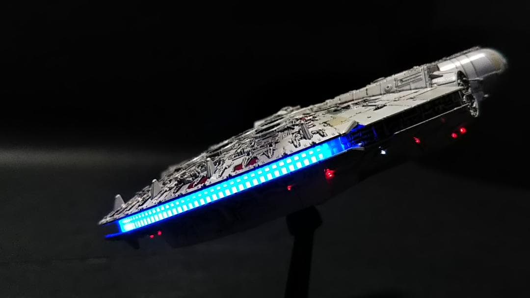 ミレニアムファルコン 角アンテナ仕様　 電飾改修 塗装済 完成品 1/350