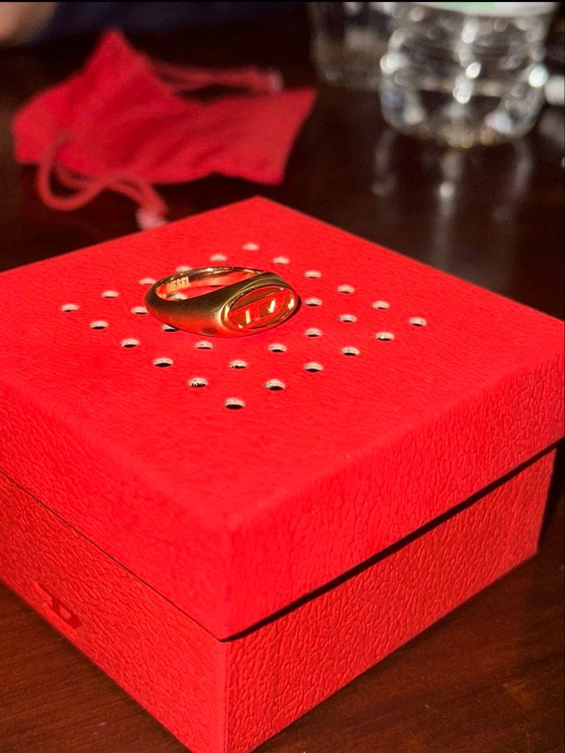 DIESEL ゴールド ロゴリング