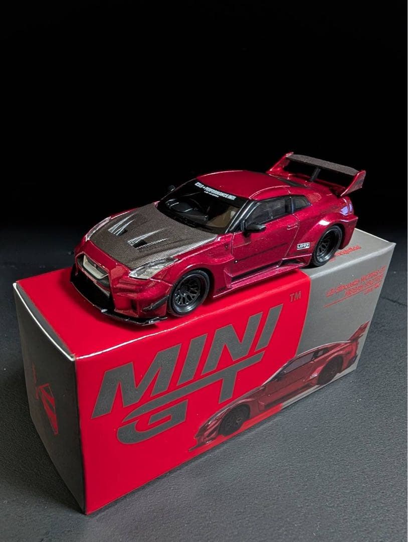 MINIGT 1/64ミニカー LB- Silhoueue WORKS GT
