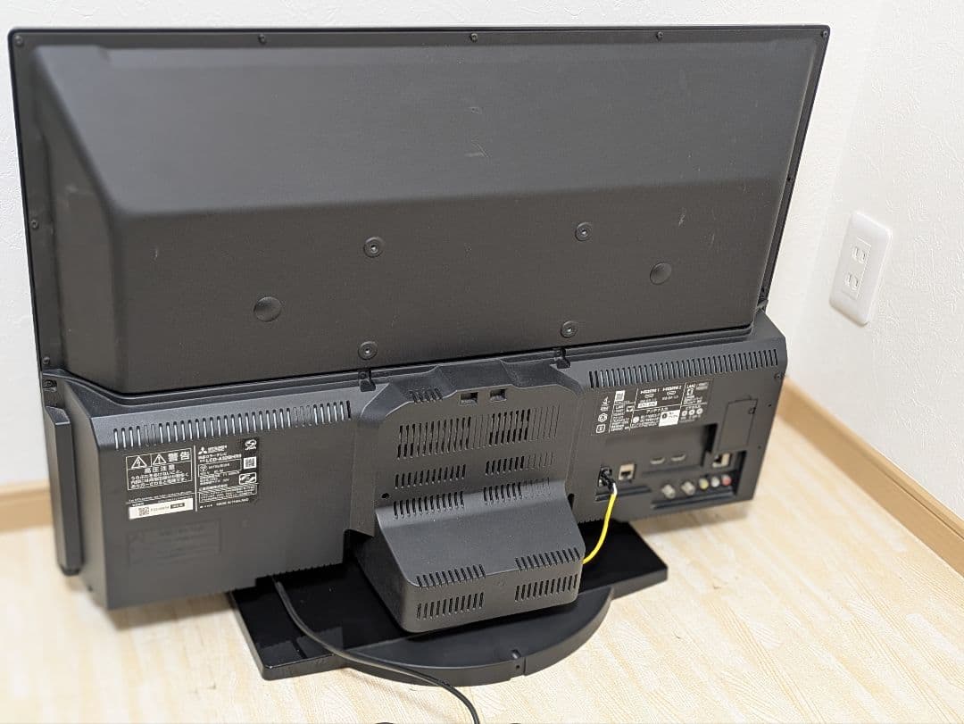 美品 三菱 32V型LED液晶テレビ 1TB HDD内蔵 BDレコーダー録画可能