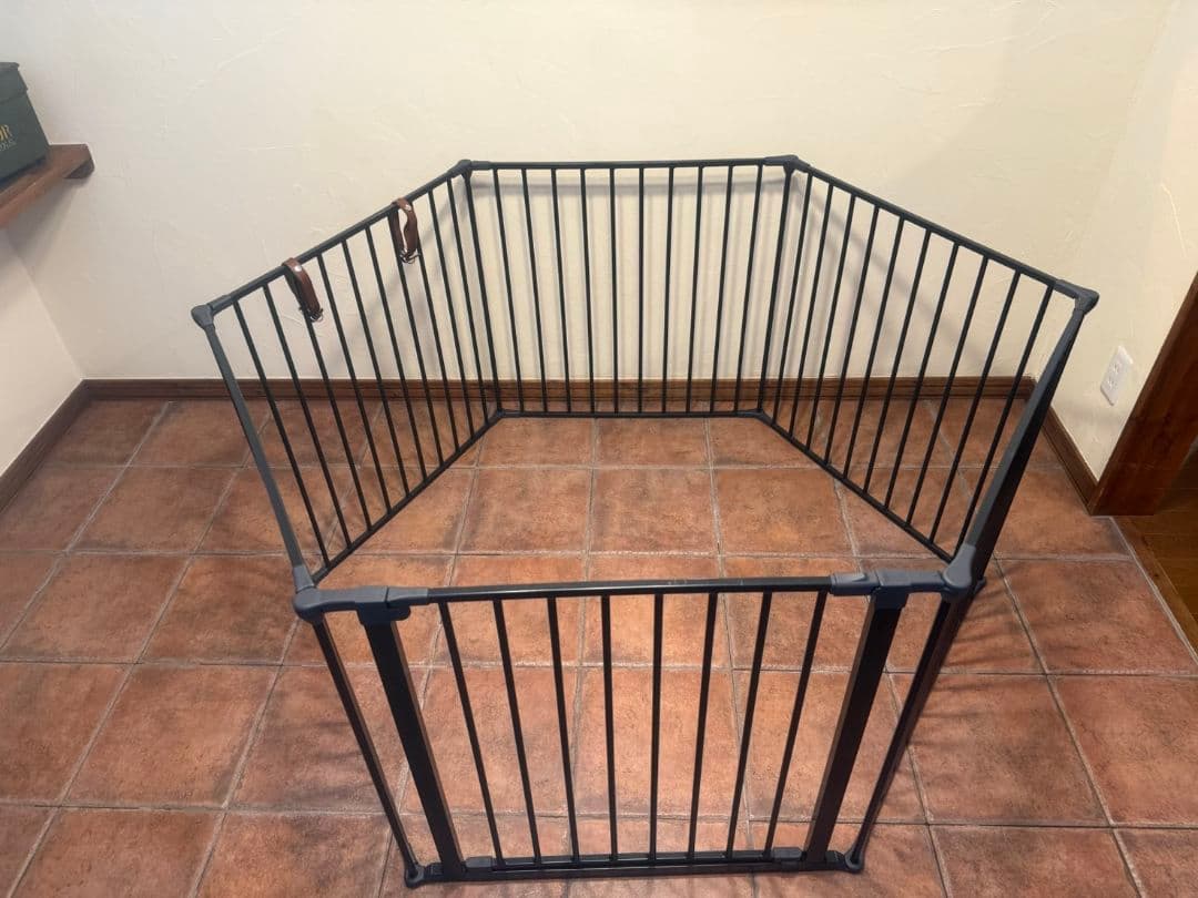 大型犬用金属製ケージ