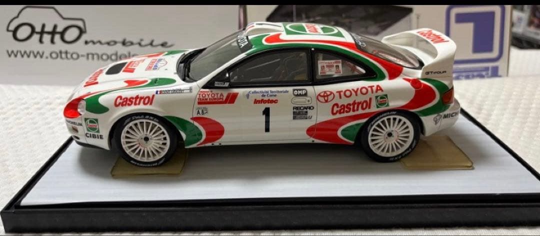 1/18 OttO mobile トヨタ　セリカ　GT-FOUR ST205