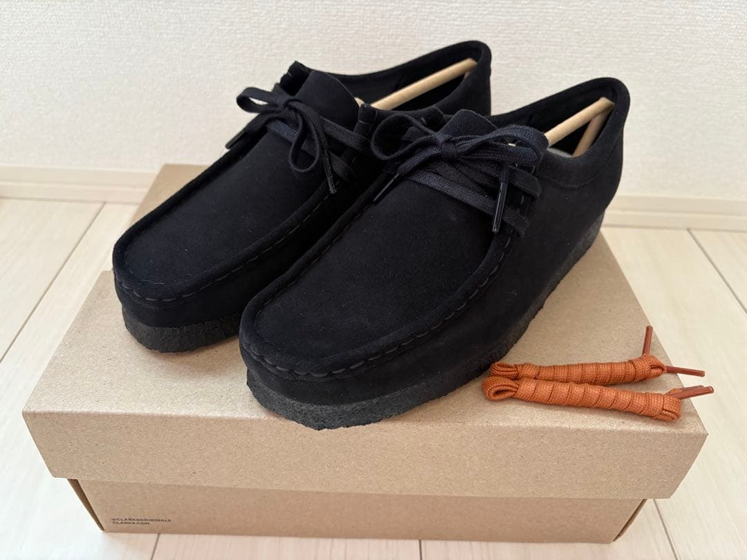 【試着1回のみ】クラークス　ワラビー　黒　UK7