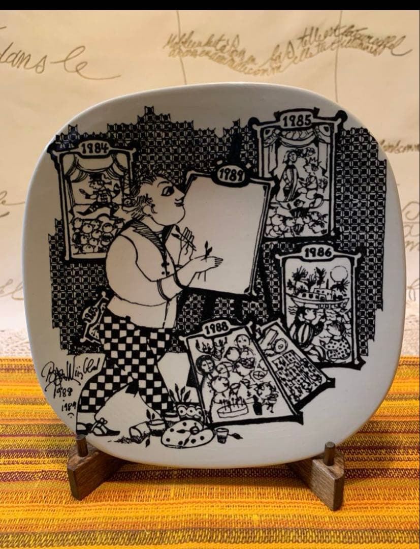 ビングオーグレンダール　(A)1870年アンティークの細かく描かれたお花が素敵！