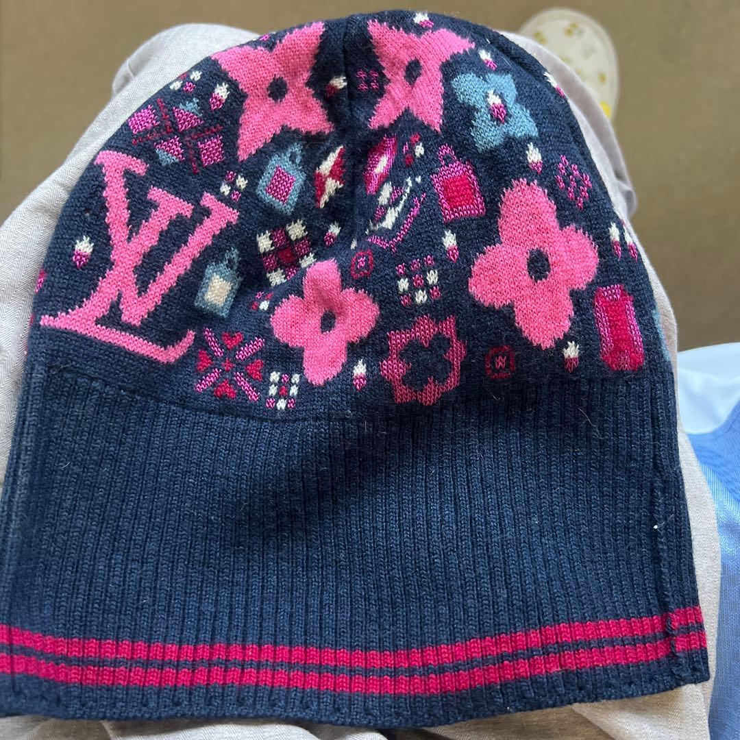 ルイ・ヴィトンのニットキャップ　1