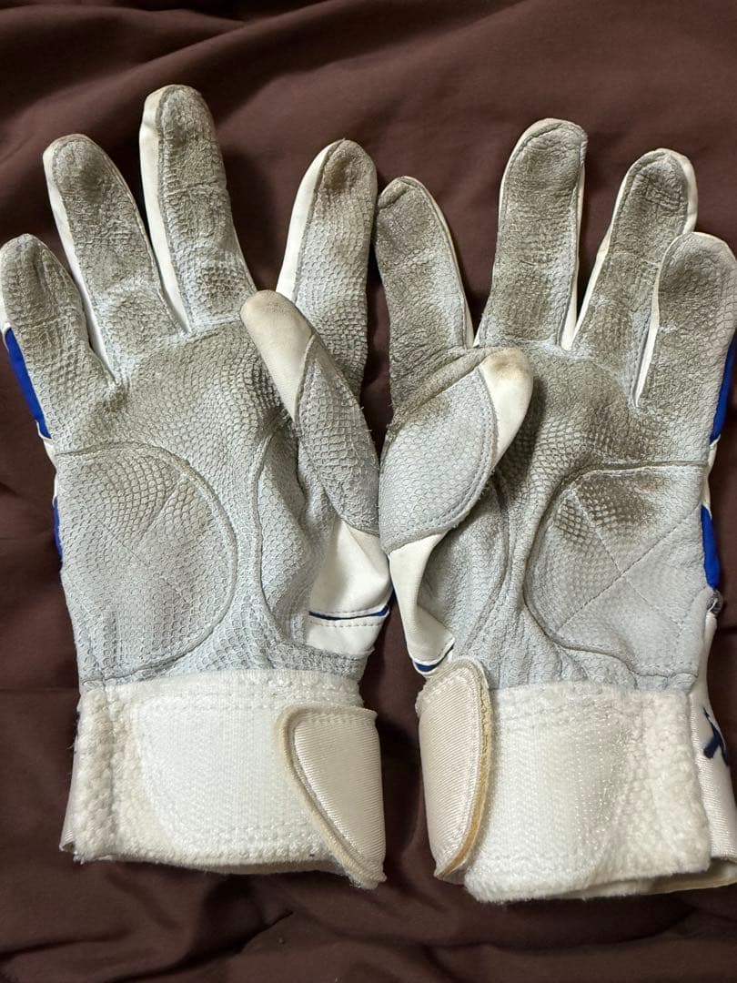 東京ヤクルトスワローズ 丸山 選手 実使用 バッティンググローブ　支給品 野球