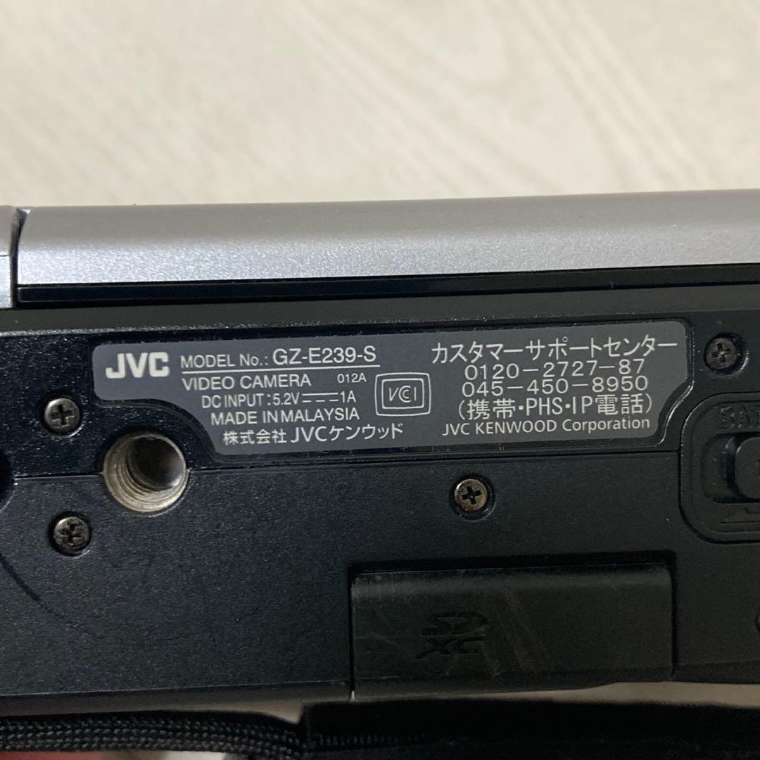 ビデオカメラ JVC Everio　GZ-E239-S