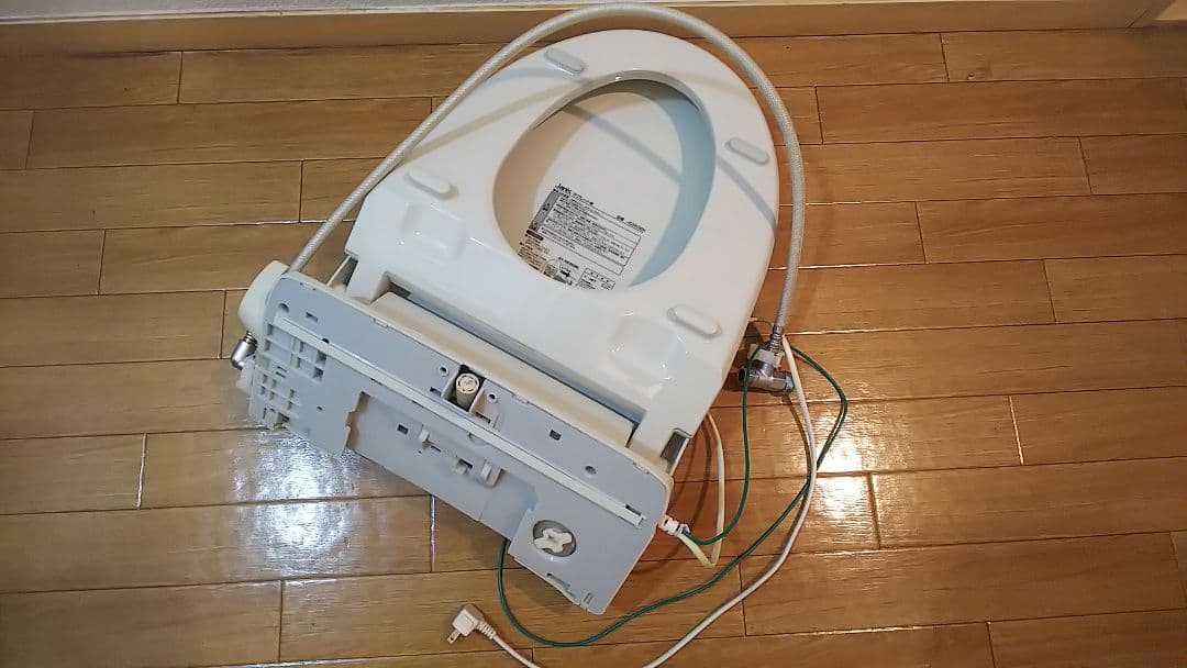 電源なしでも使える！温水便座　ジャニス工業 JCS53EN BN8