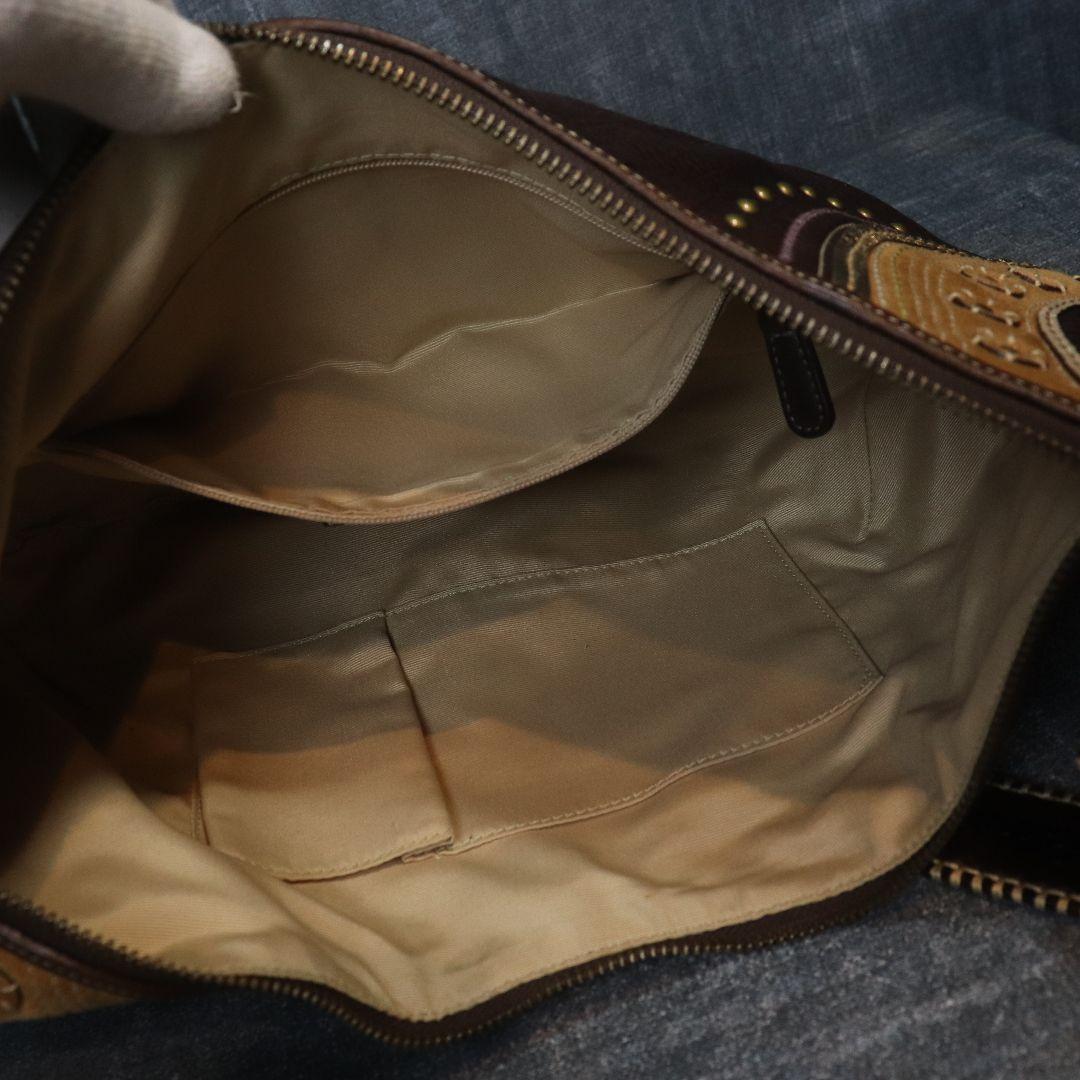 希少 COACH クロワッサン レザー ホーボー ワンショルダーバッグ