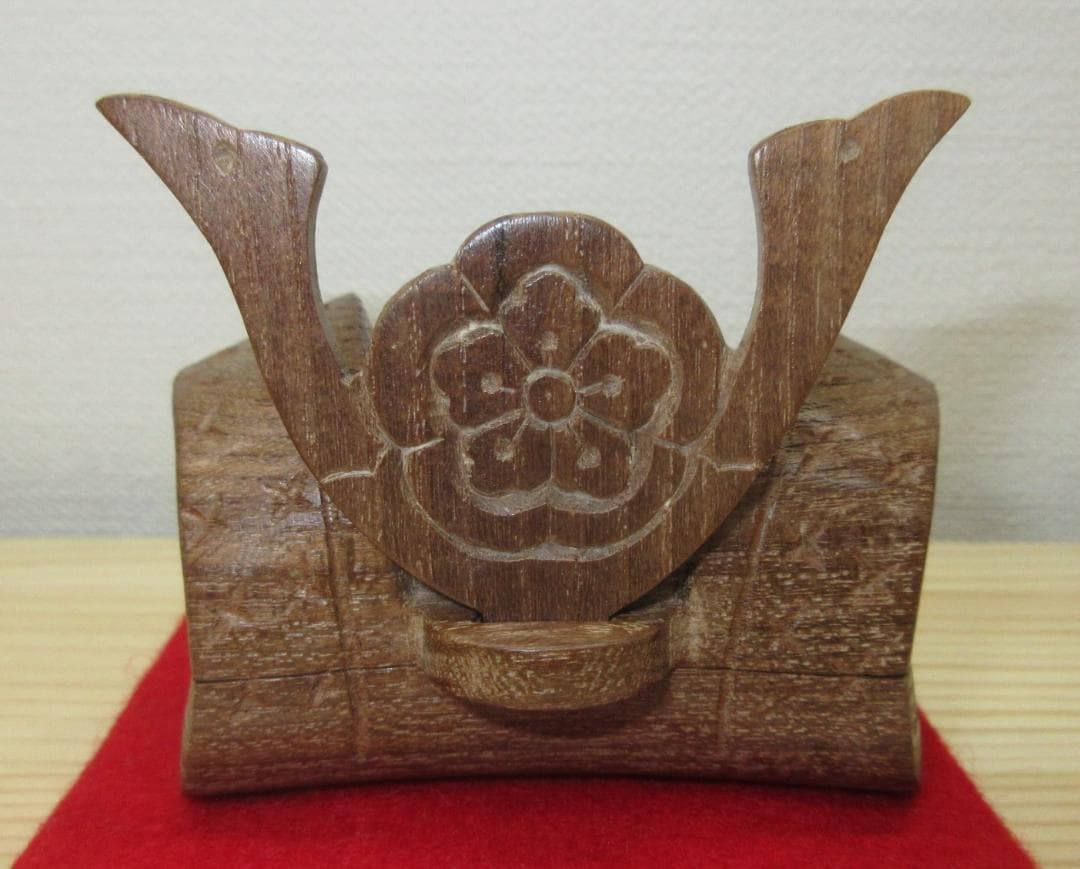 送料込【逢絢亭】茶道具 香合 桑地 兜の形 内金箔塗 木製 川本光春 共箱入り