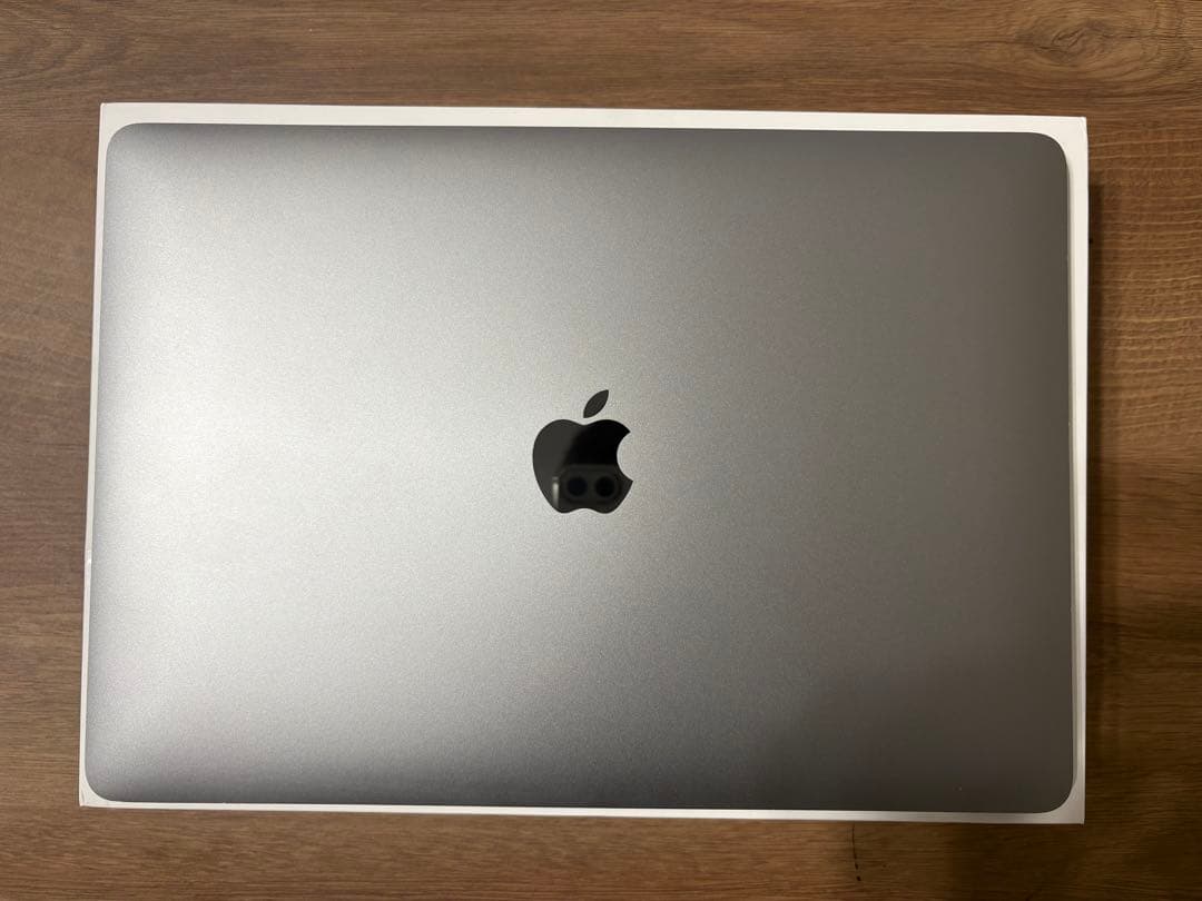 【美品】Apple MacBook 13インチ 256GB スペースグレー