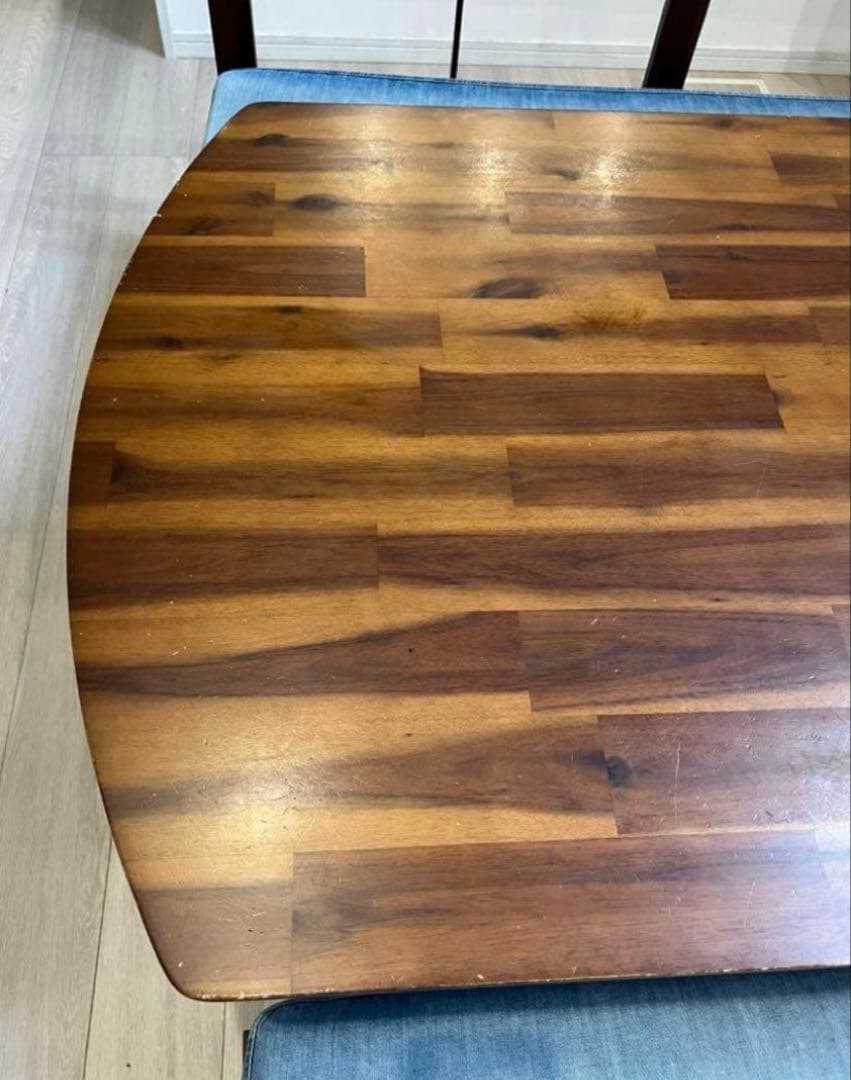 unico swell ダイニングテーブル　ウニコ