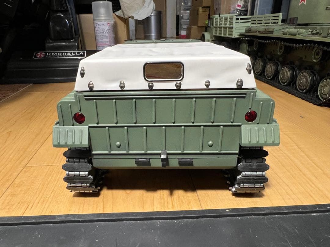 WPL E-1 1/16 新品 塗装 再組立て 金属履帯 1台制作中