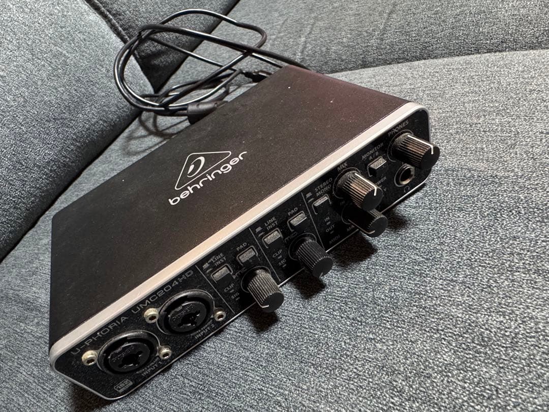 BehringerU-PHORIA UMC204HD オーディオインターフェイス