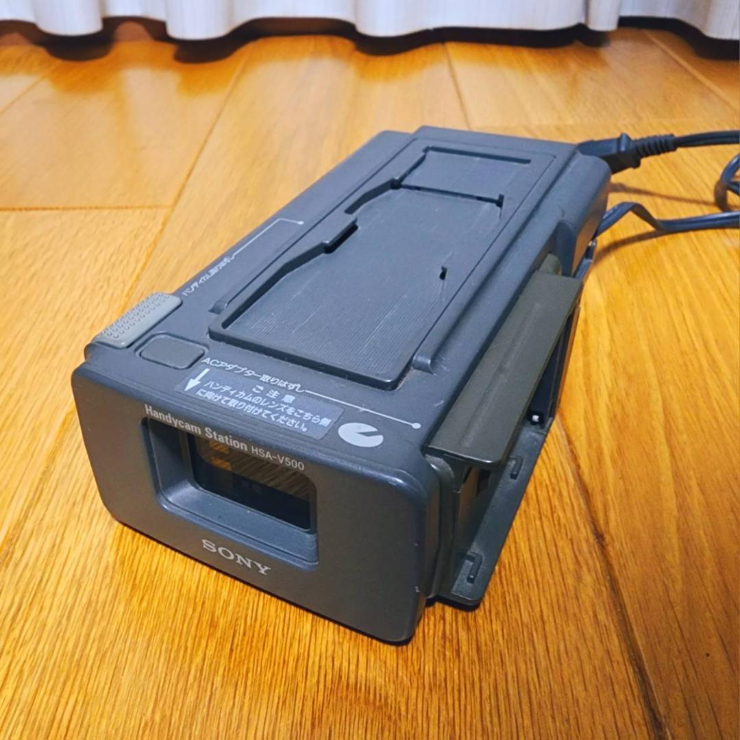 T*9様 【動作確認済】高画質 SONY Hi8 ビデオカメラ CCD-TR11