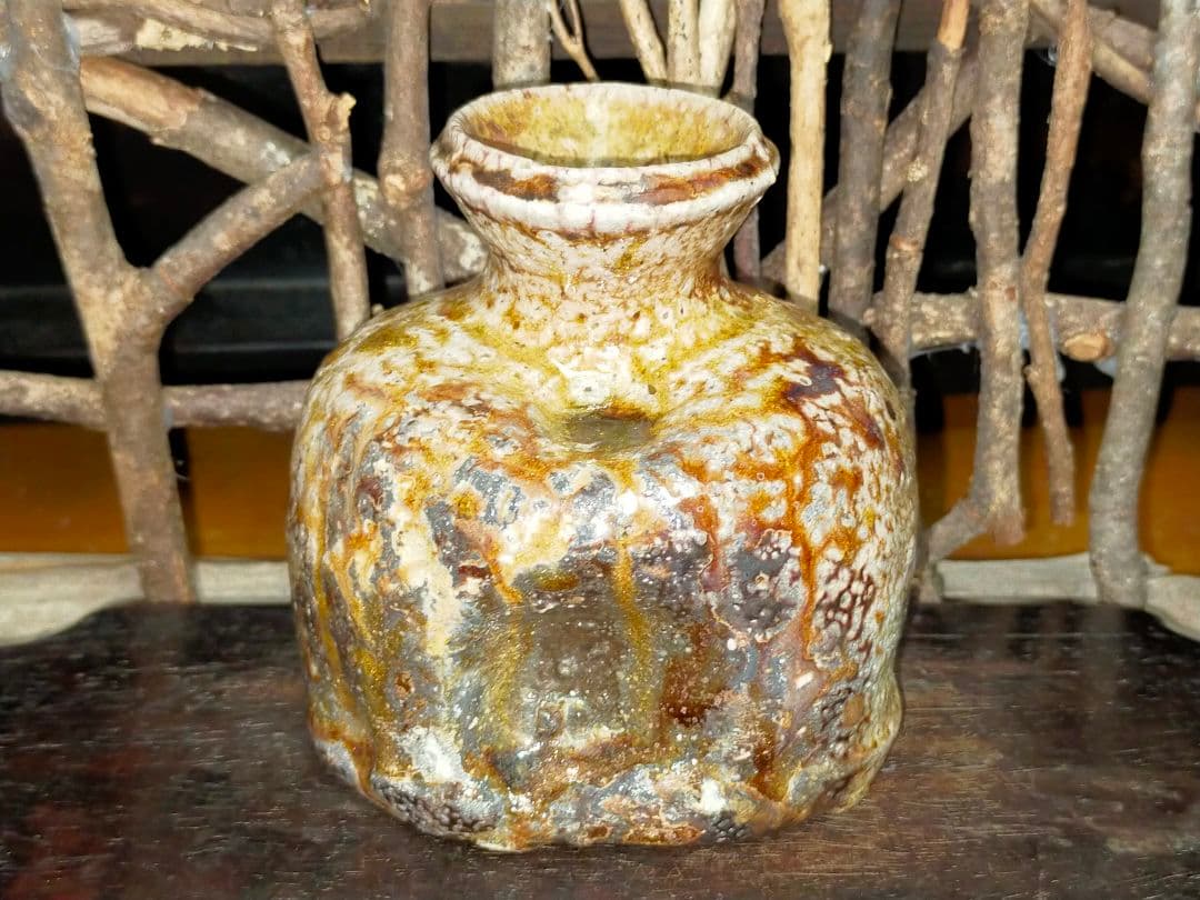 ♥新品♥　信楽焼　蹲る　♥　上田寿方　極上作品　共箱付き　花瓶　花器