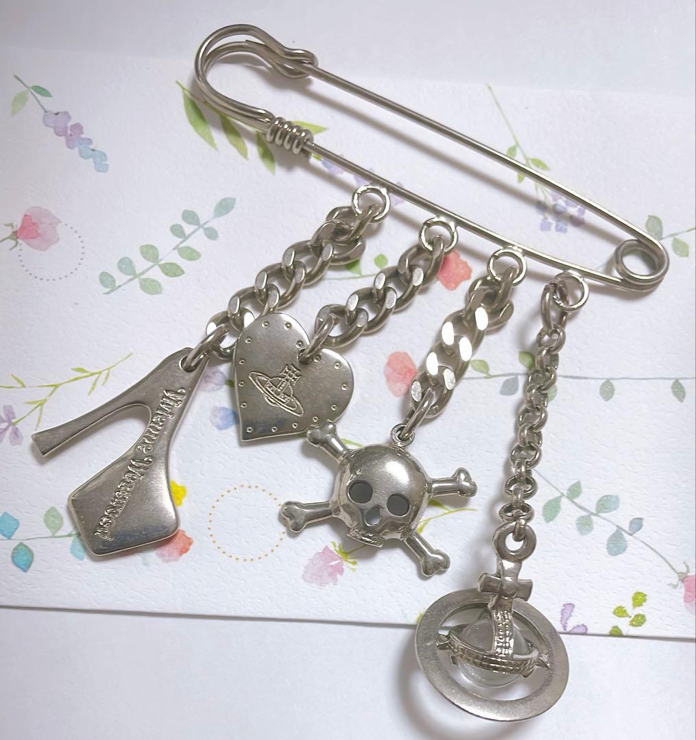 大幅値引き中★vivienne Westwood レア ブローチ