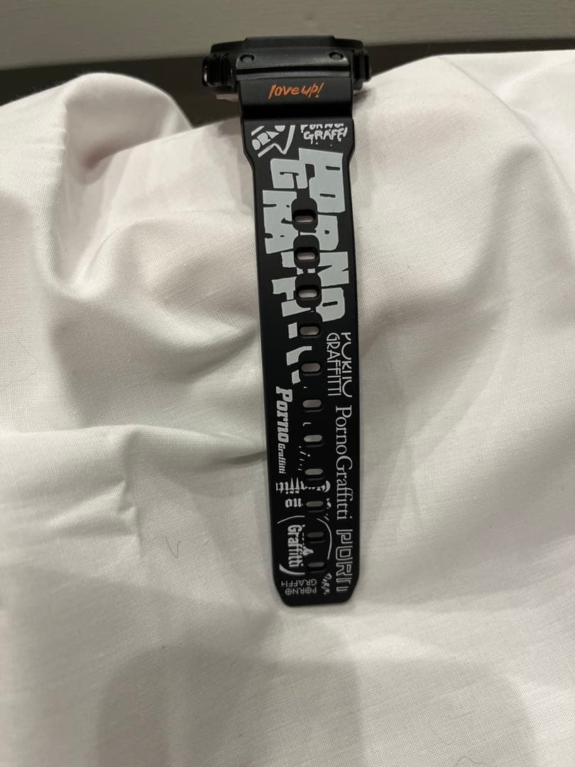 ポルノグラフィティ “love up!” × G-SHOCK