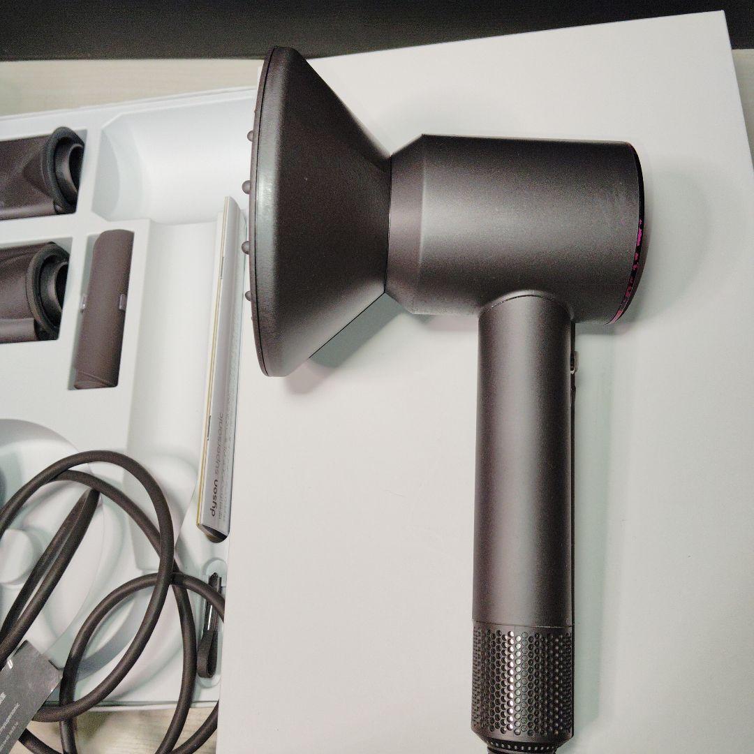 値下げ　ダイソン ドライヤー