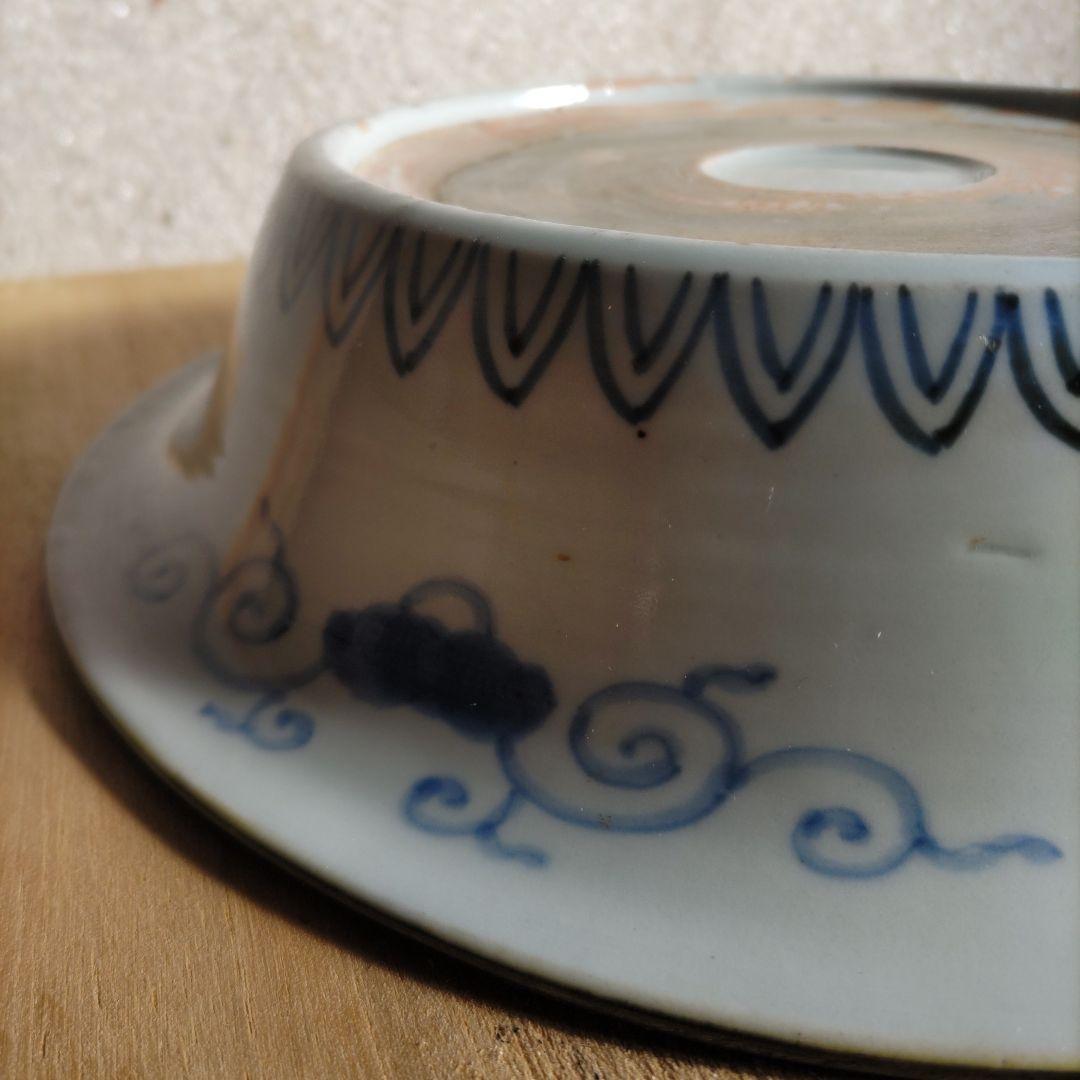 古伊万里　瑠璃色の鉢