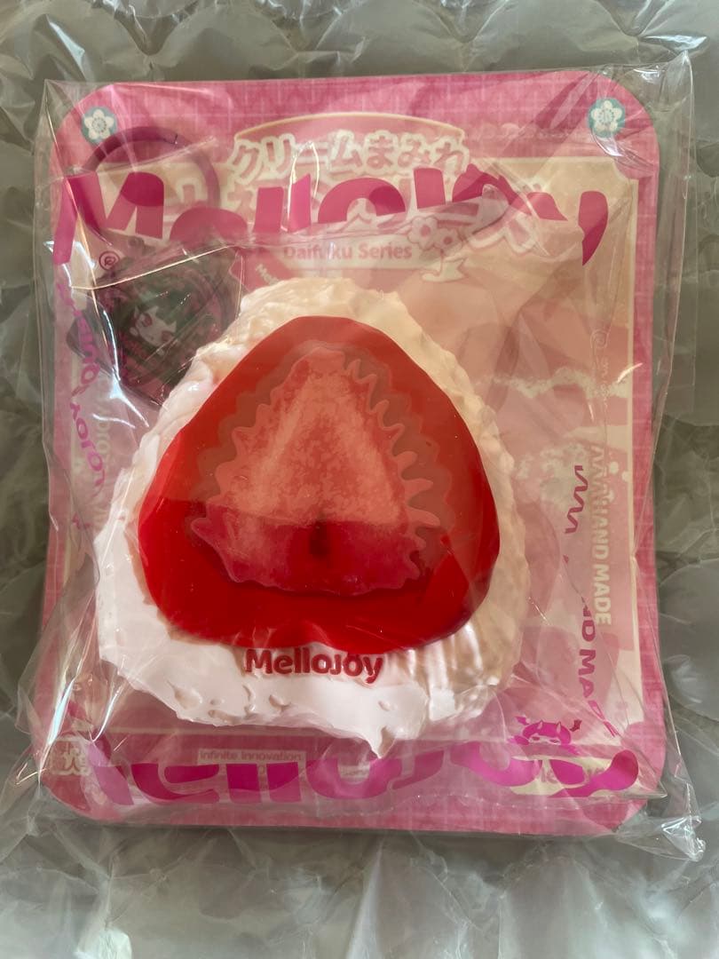 Mellojoy スクイーズ　 大福　ストロベリー　mellojoy メロジョイ