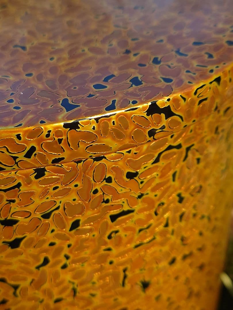 美術工芸　漆工芸　宝箱　木製　くり抜き　展示会で購入　大ぶり厚み　底に浅い筋傷