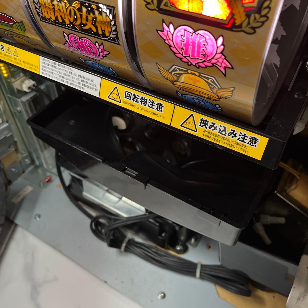 送料込み パチスロ 実機 AKB48勝利の女神　不要機付き