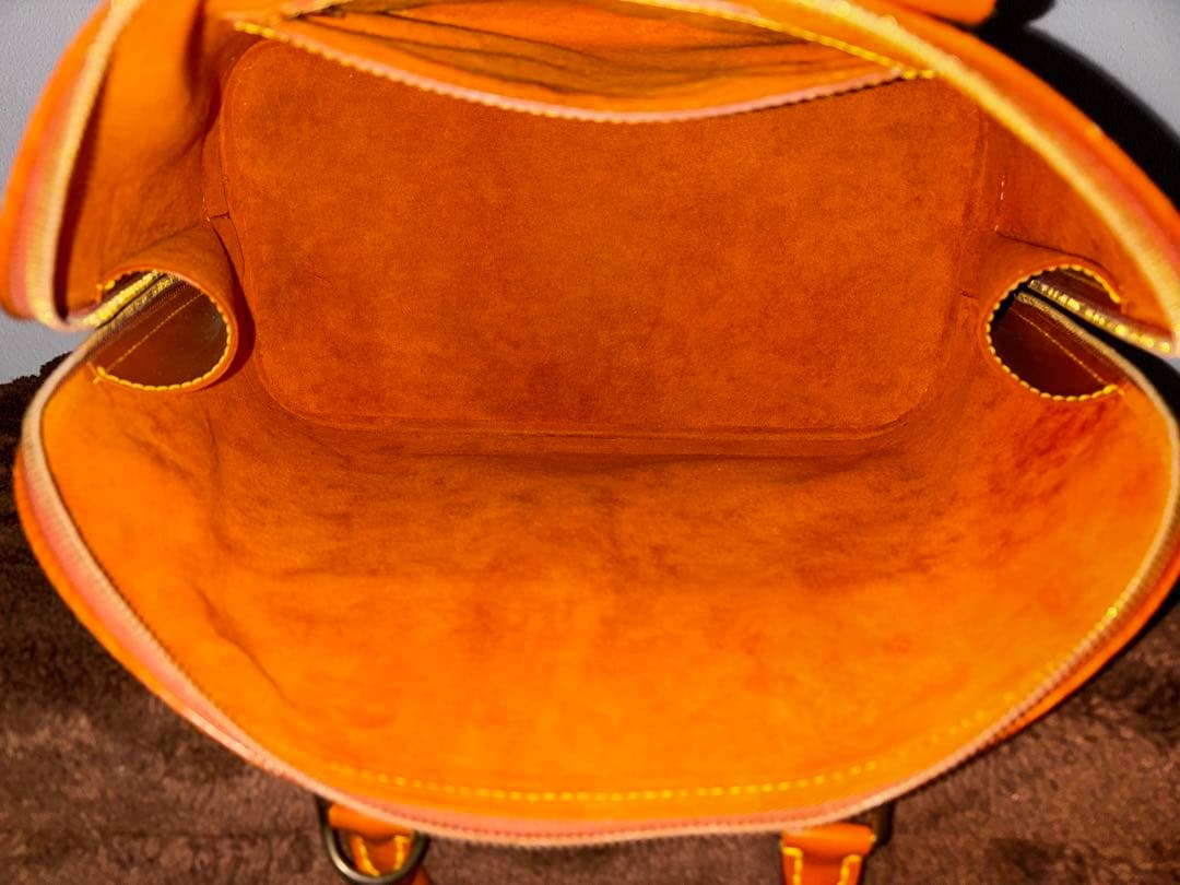 LOUIS VUITTON ルイヴィトン アルマ 2Wayハンドバッグ エピ