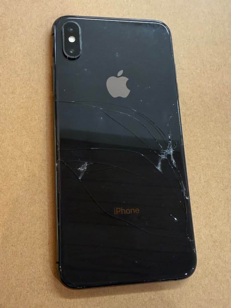 iPhone Xs Max ブラック 本体　SIMフリー