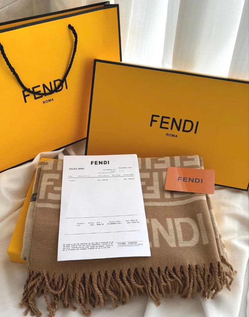 FENDI ズッカ柄 マフラー ブラウン