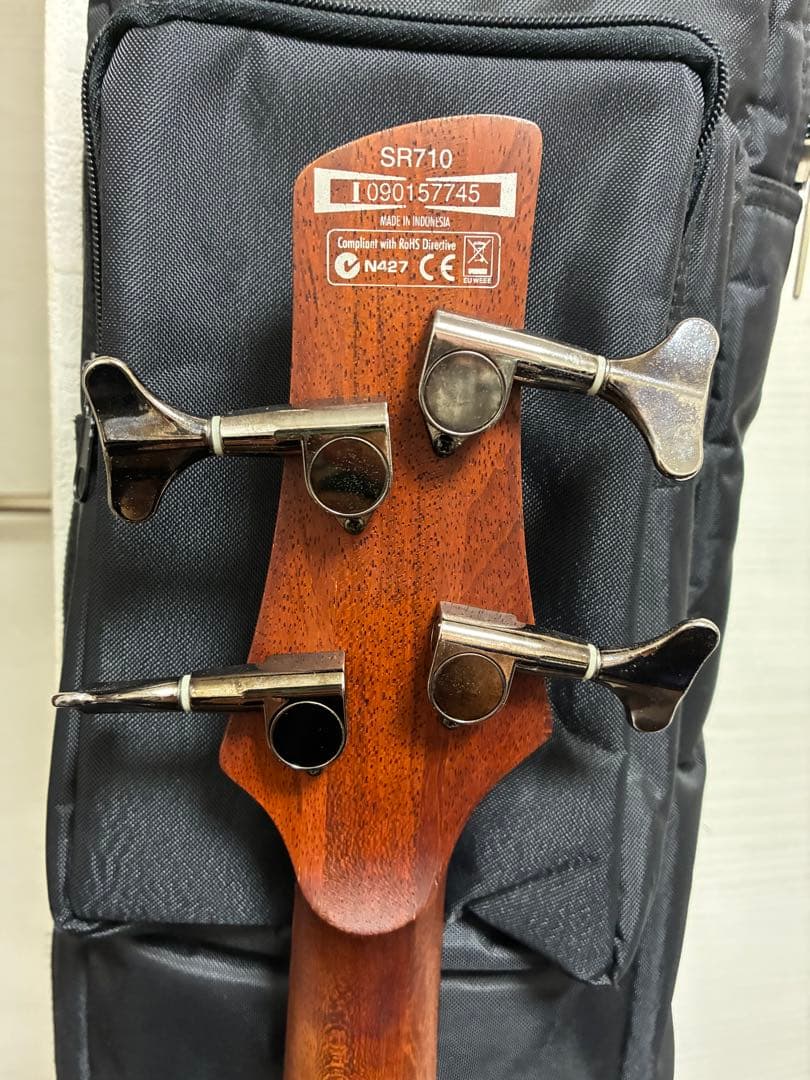 Ibanez エレキベース　SR710 4弦