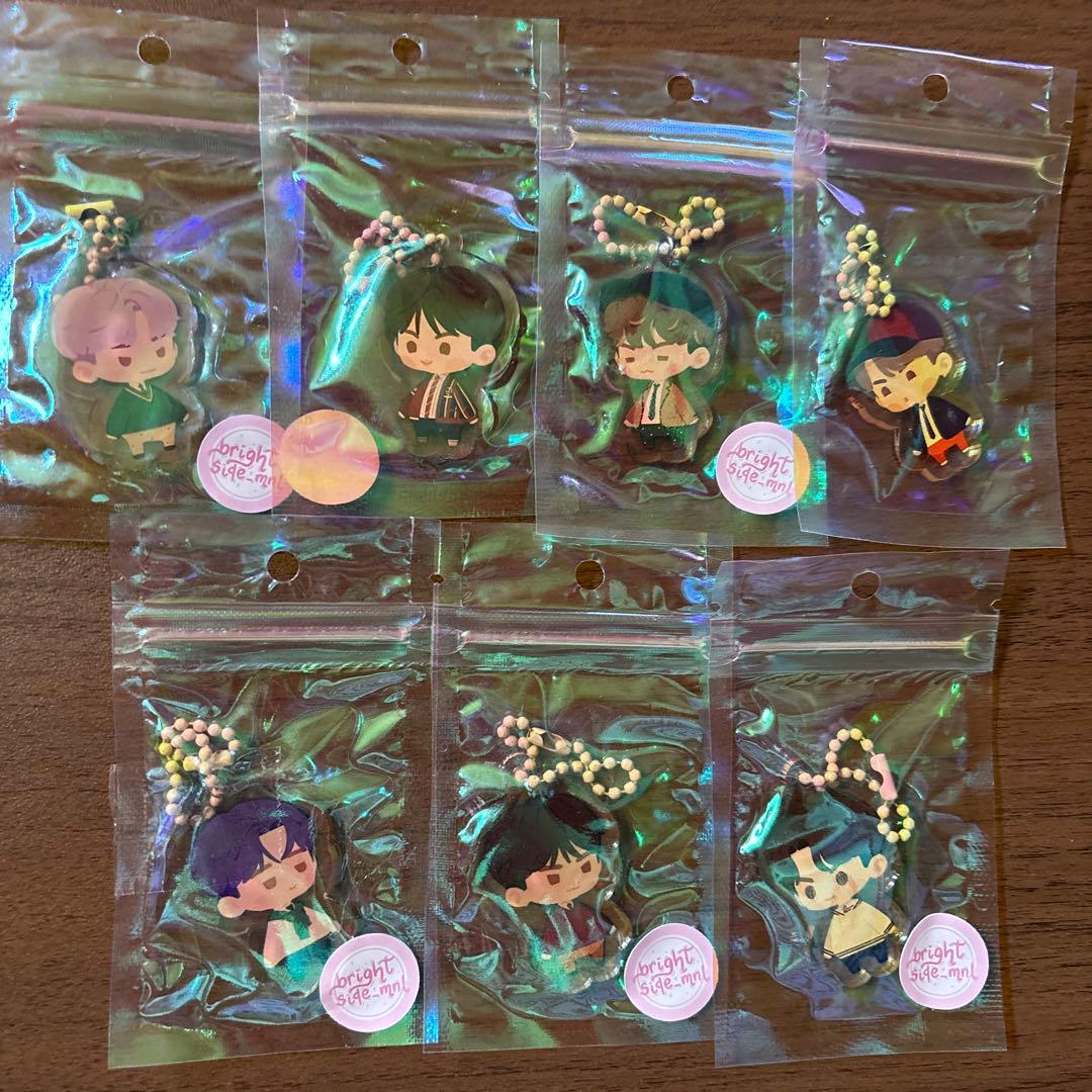 BTアクリルキーホルダー　ot7