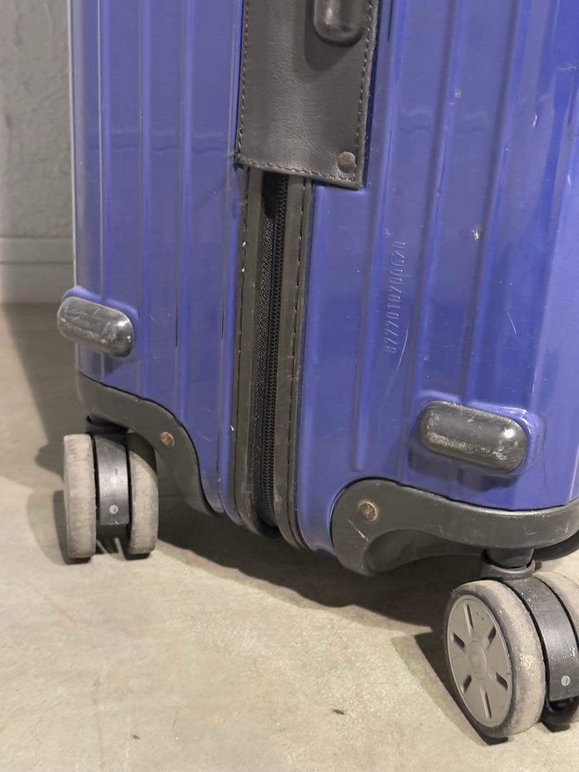 RIMOWA リモワ SALSA 63L 4輪 M ブルーグロス 青色