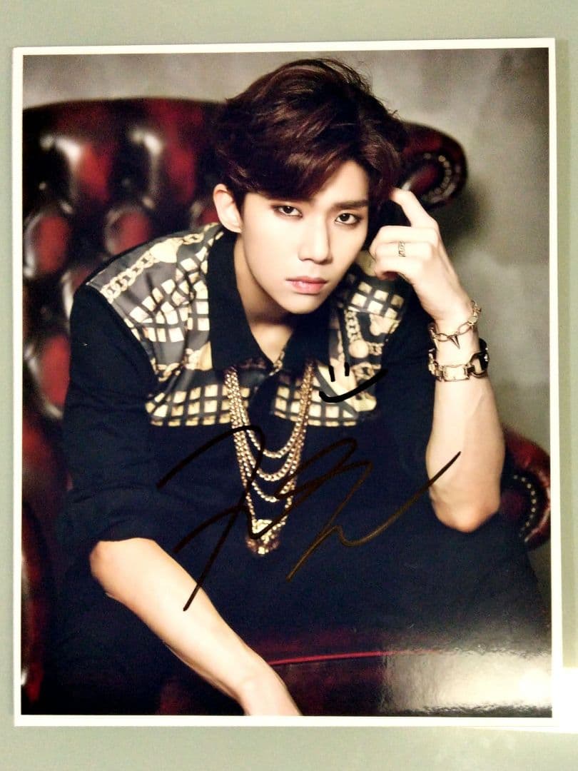 ケビン直筆サイン入り超大型写真‥KEVIN