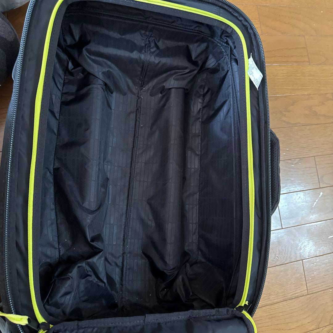 INCASE キャリーケース【完売定価5万円】 INCASE クロネコ宅急便元払